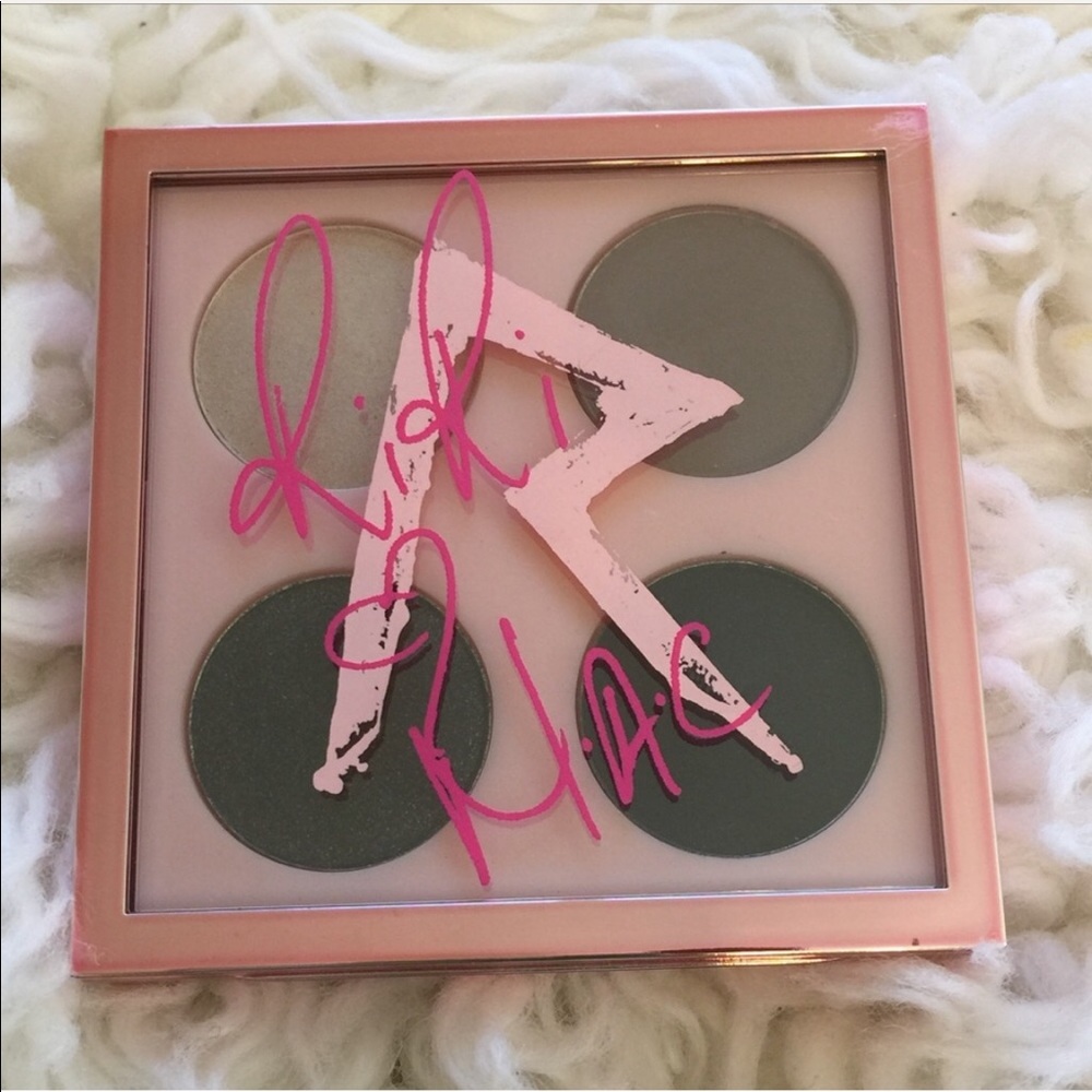 Ltd Edition. Riri ❤️ MAC Eyeshadow Quad.